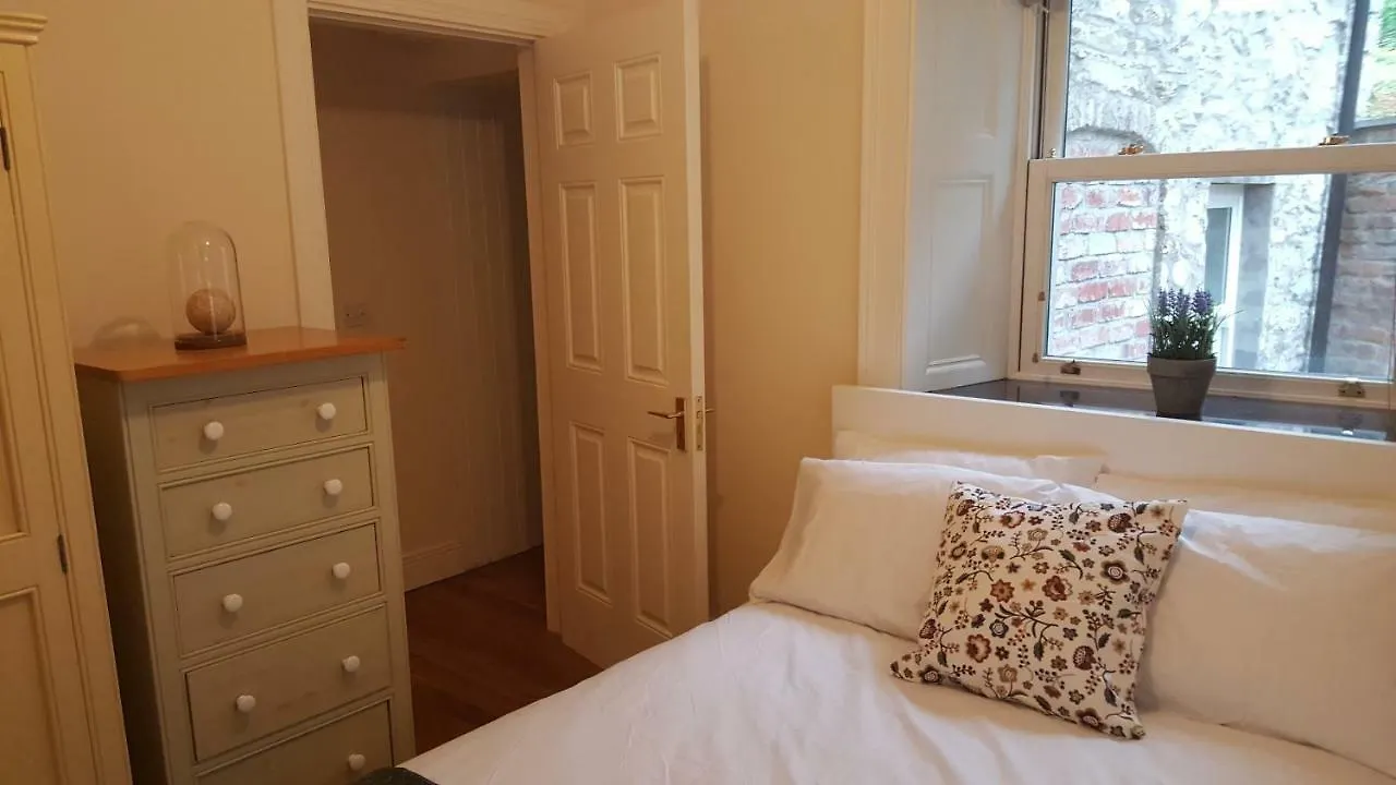 Historic Hideaway In Cork City Centre 0*,